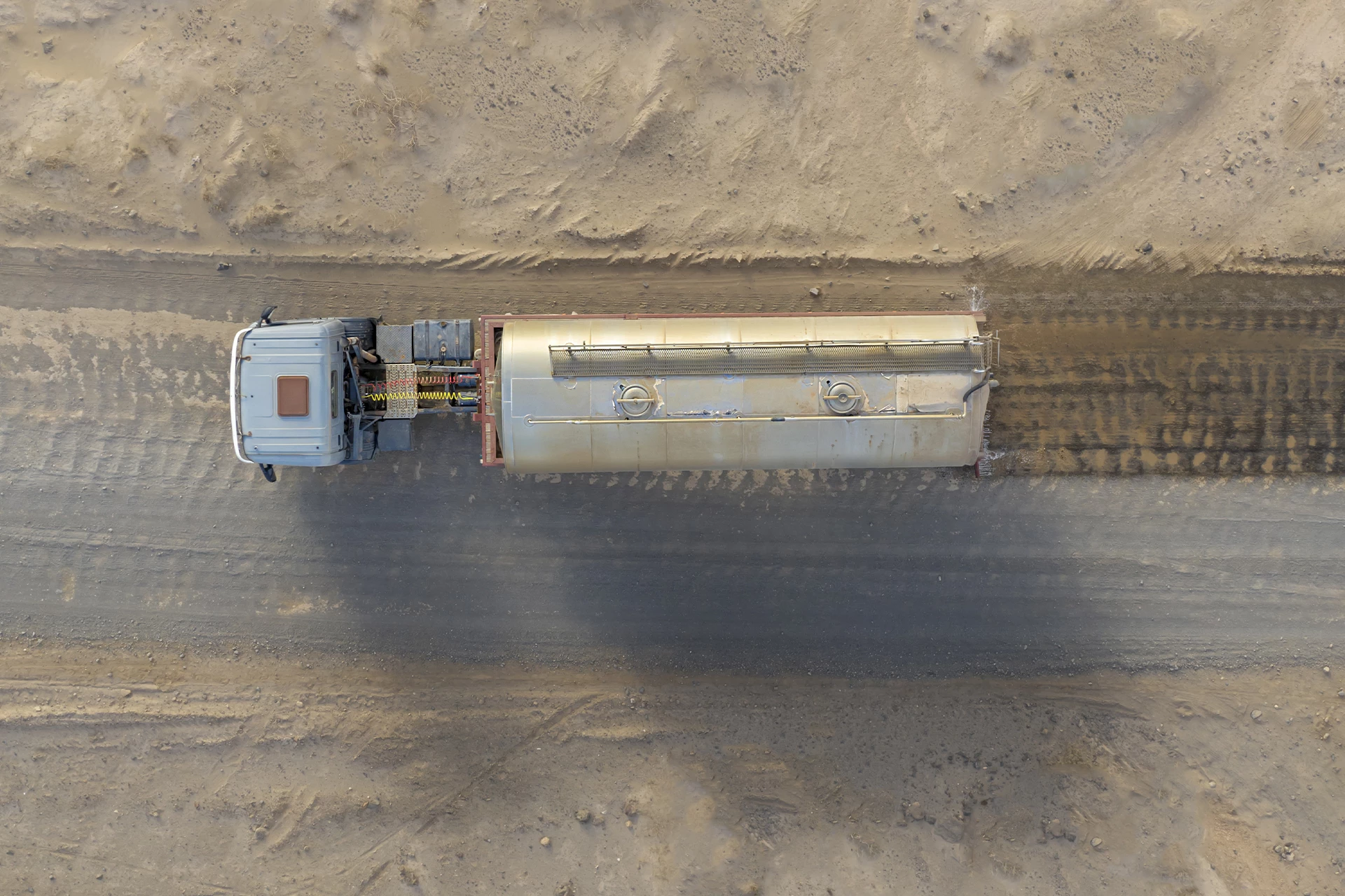professional-tracking-with-iridium-connectivity-1920x1280.jpg